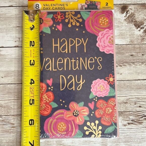 4 Packs of 8 Valentine’s Day Cards & Envelopes (32 Total) Happy Hearts Hugs NWT - Picture 9 of 11